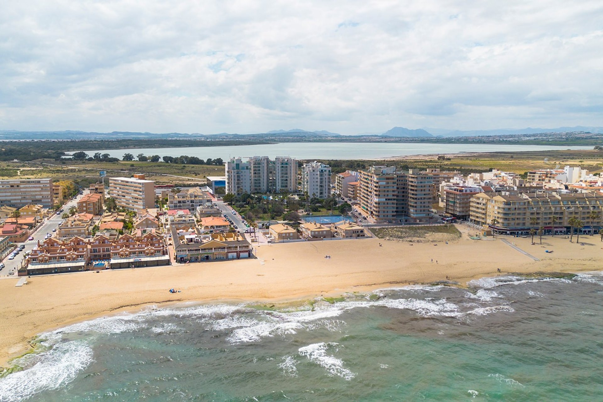 Gensalg - Lejlighed -
La Mata - Playa