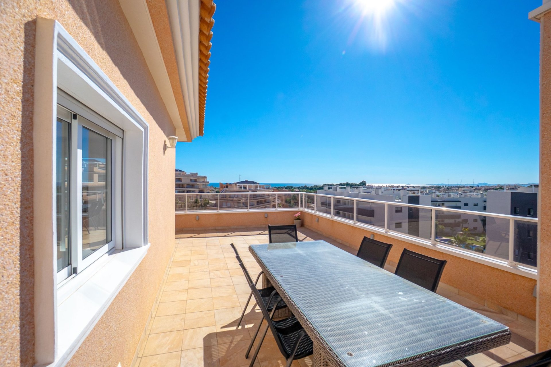 Gensalg - Lejlighed -
Orihuela Costa - Villamartín