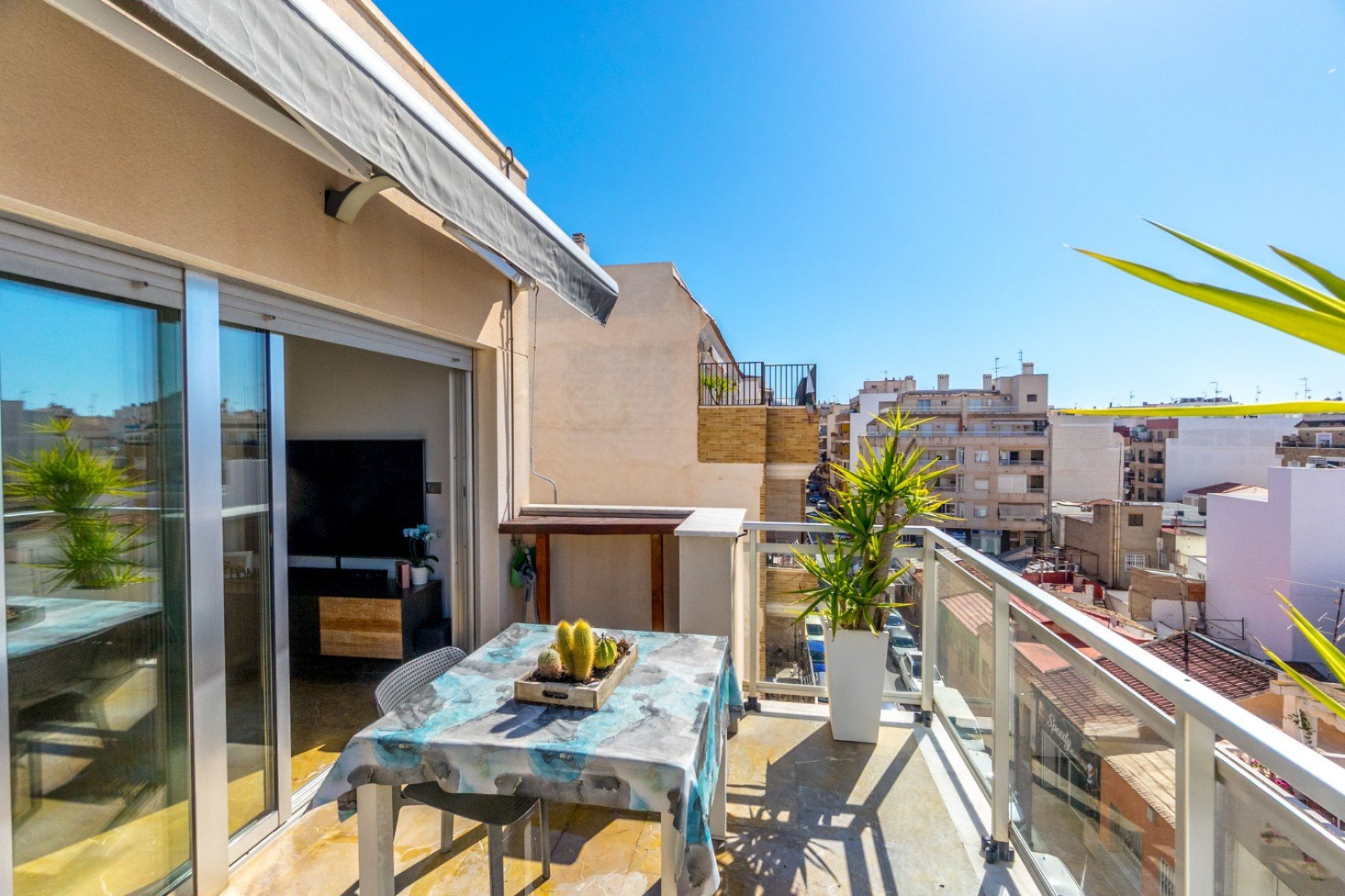 Gensalg - Lejlighed -
Torrevieja - Center