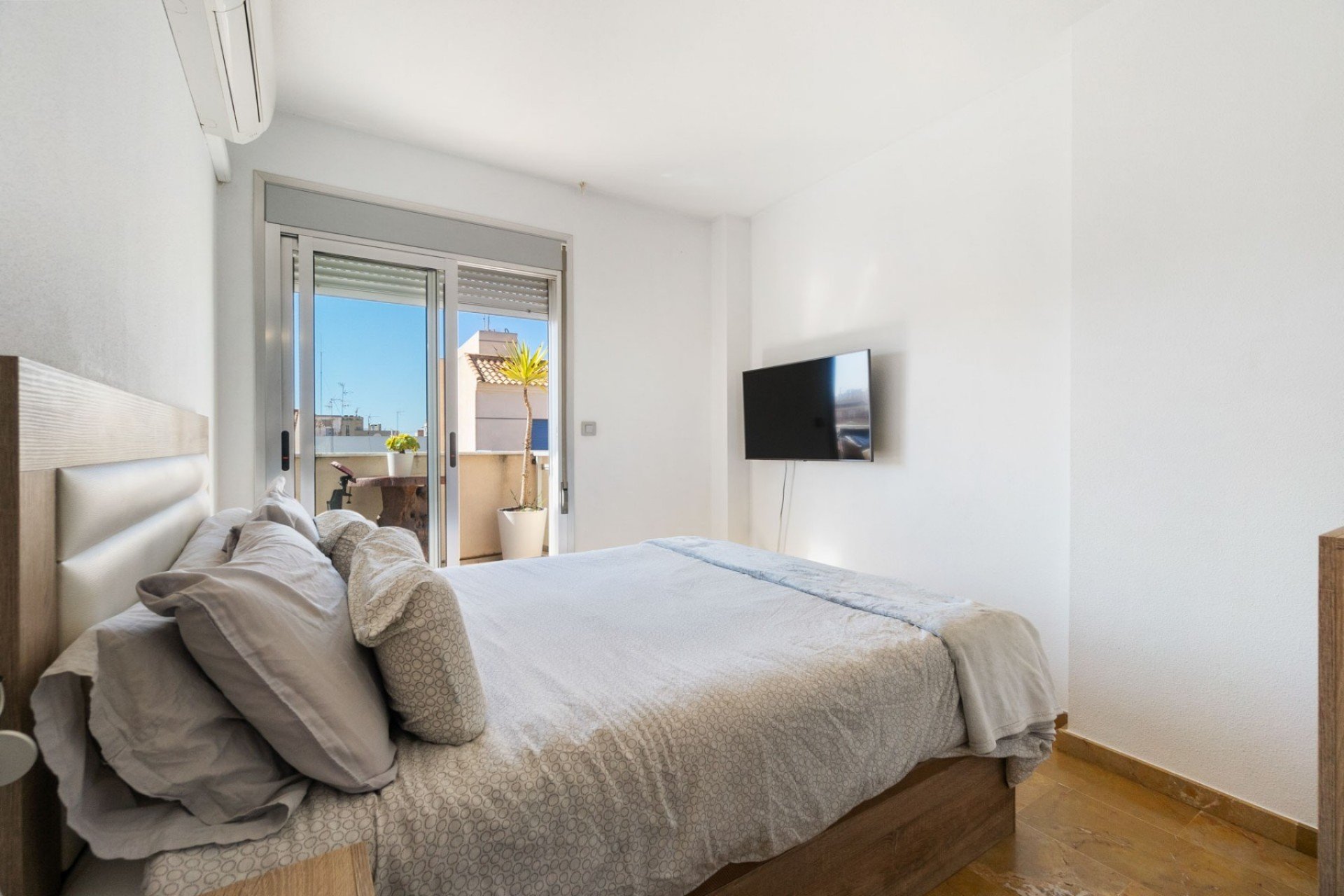 Gensalg - Lejlighed -
Torrevieja - Center