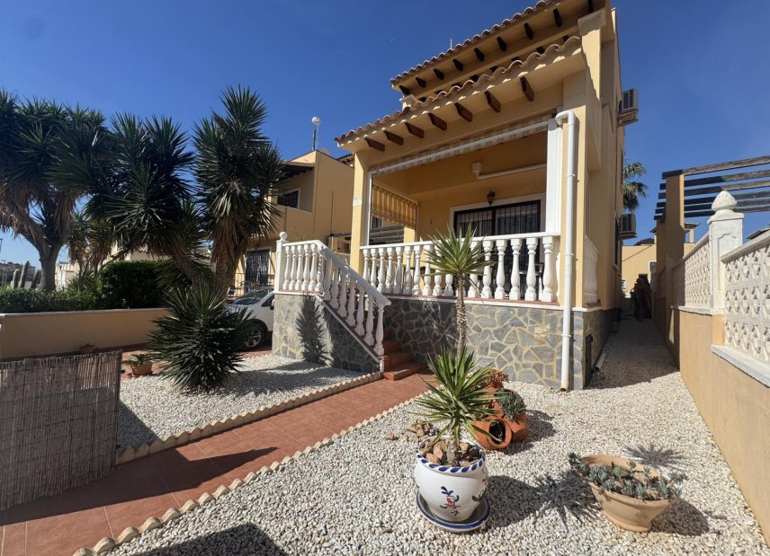 Gensalg - Villa -
Villamartín - Lomas del Golf