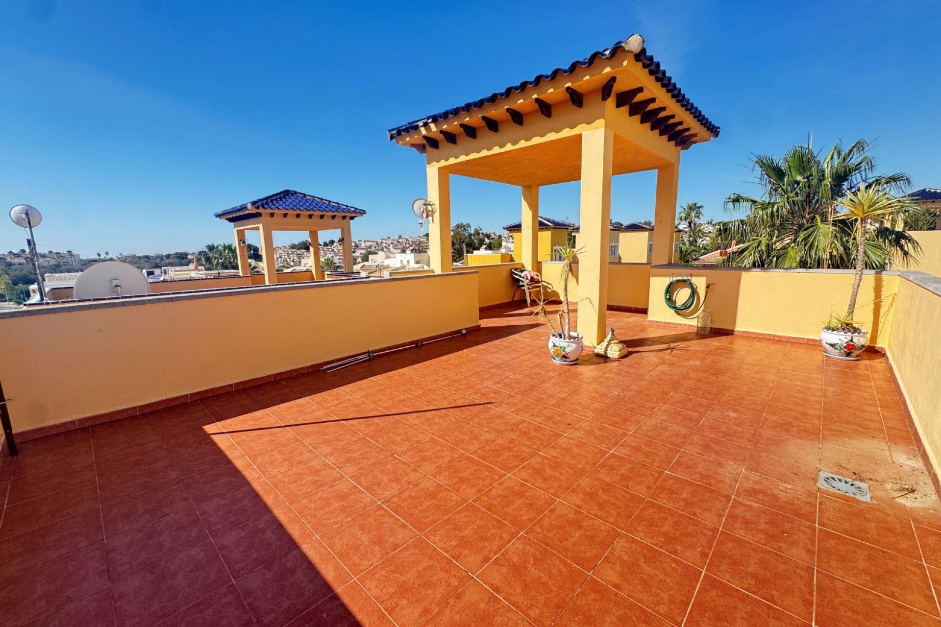 Gensalg - Villa -
Villamartín - Lomas del Golf