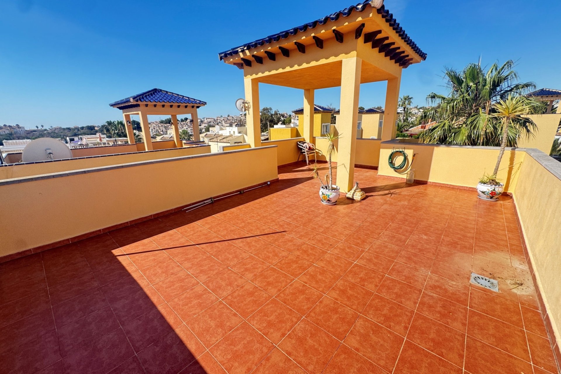 Gensalg - Villa -
Villamartín - Lomas del Golf