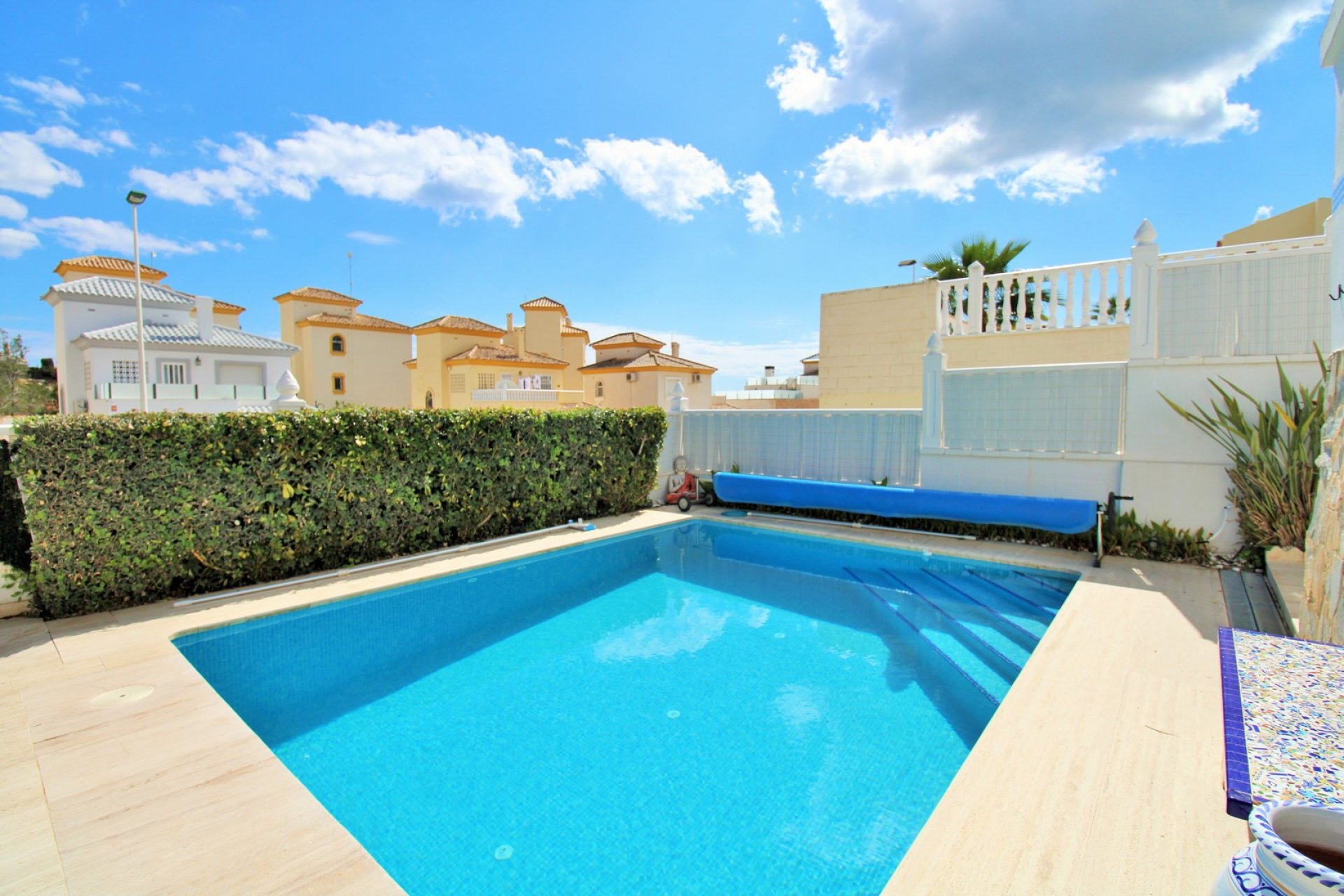 Gensalg - Villa -
Villamartín - Los Dolses