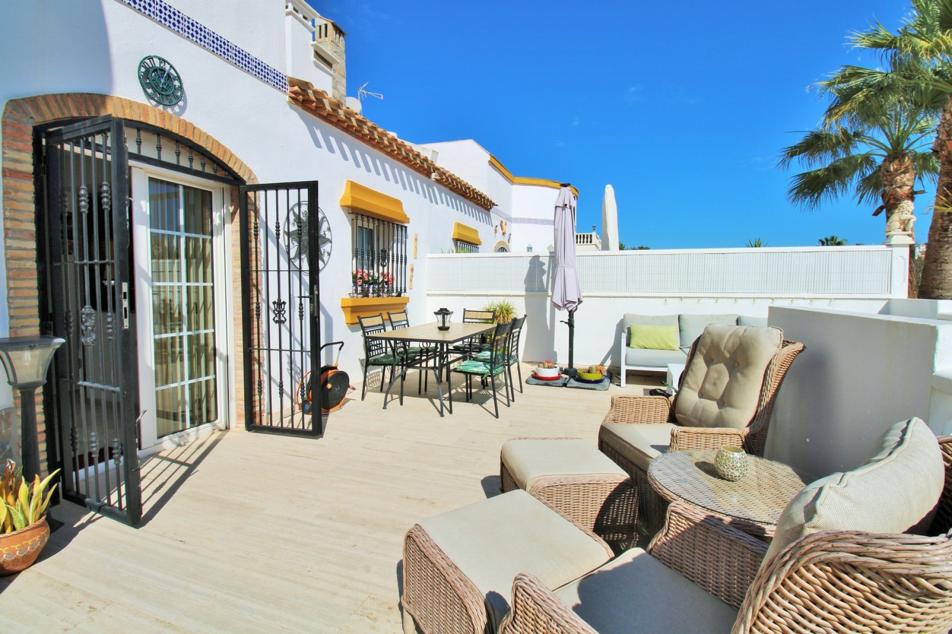 Gensalg - Villa -
Villamartín - Los Dolses