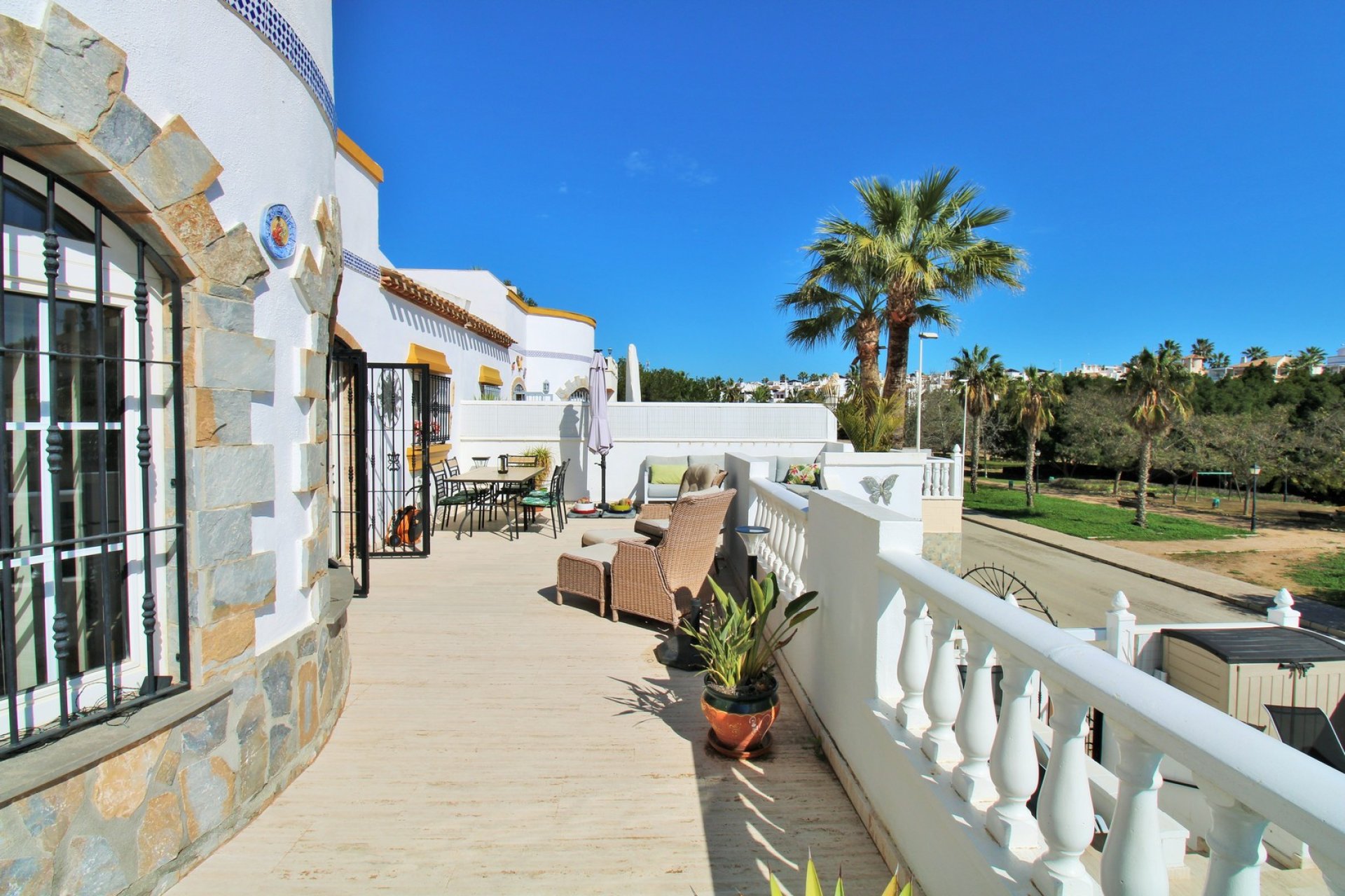 Gensalg - Villa -
Villamartín - Los Dolses