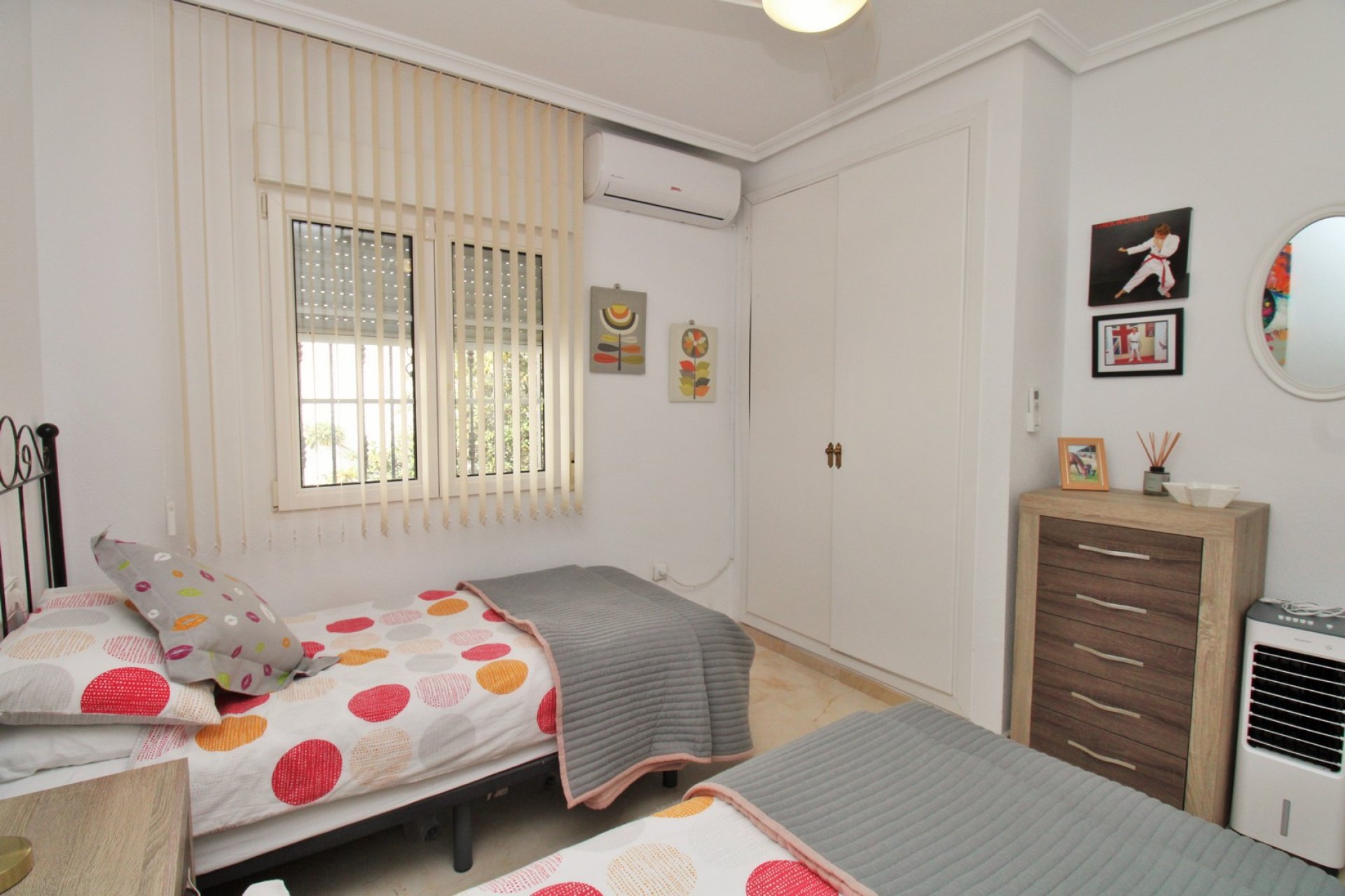Gensalg - Villa -
Villamartín - Los Dolses