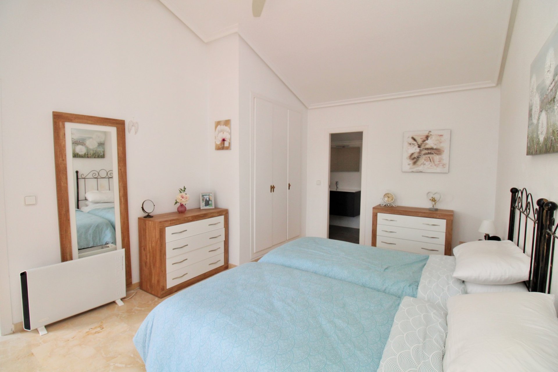 Gensalg - Villa -
Villamartín - Los Dolses