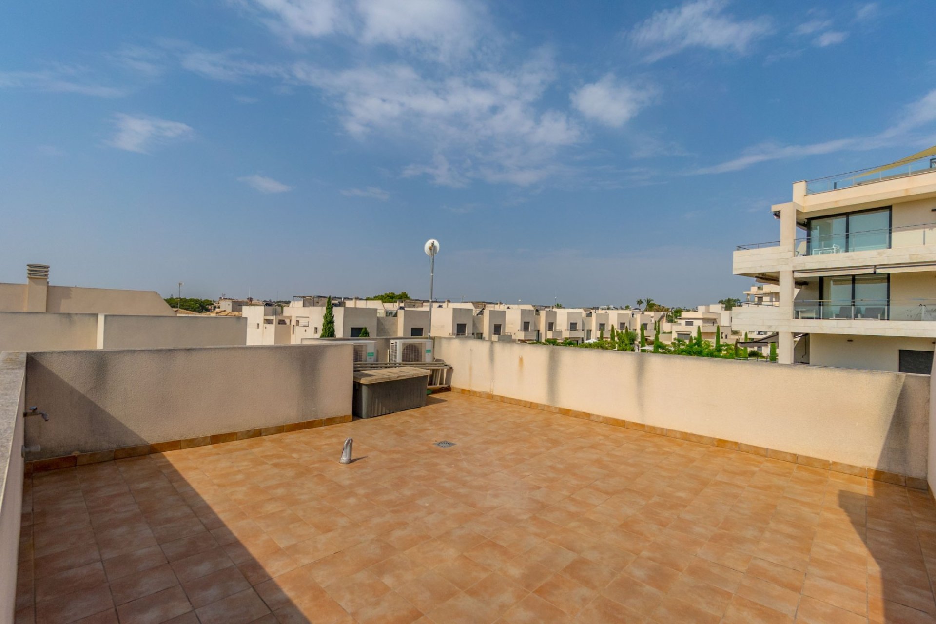 Gensalg - Villa -
Villamartín - Los Dolses