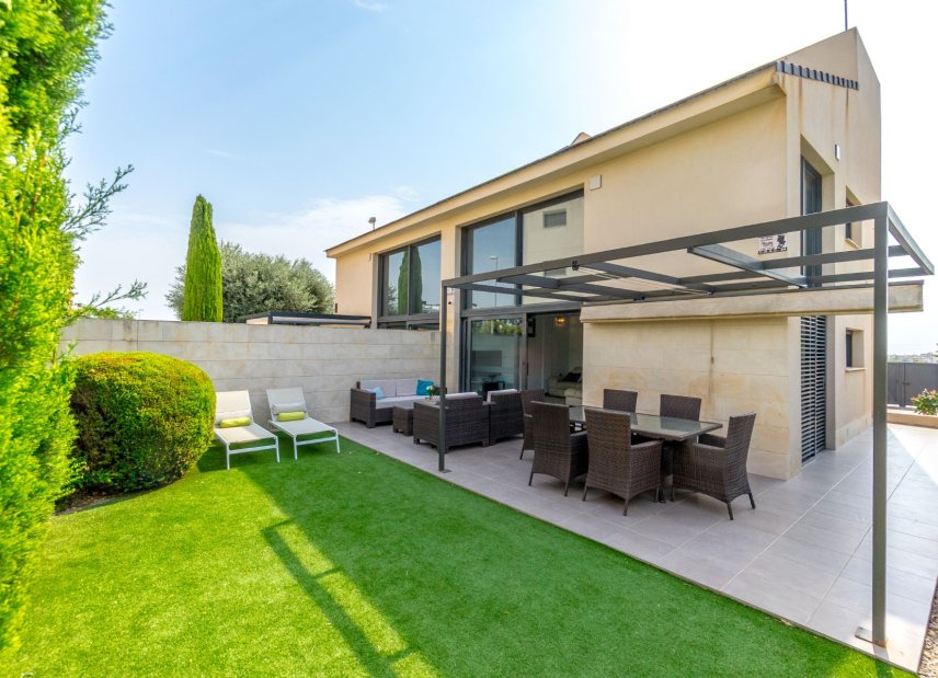 Gensalg - Villa -
Villamartín - Los Dolses