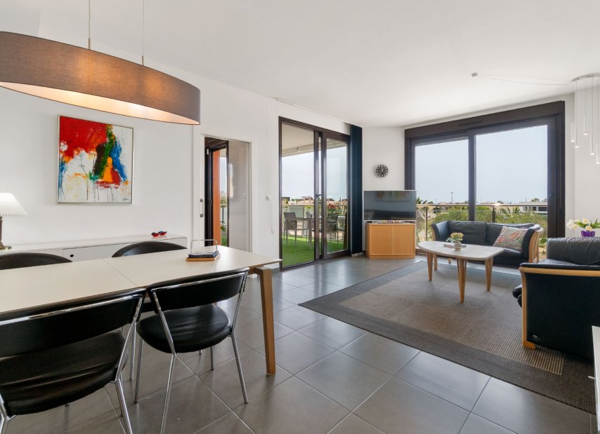Living room - 3 bedroom apartment in Lomas de Cabo Roig