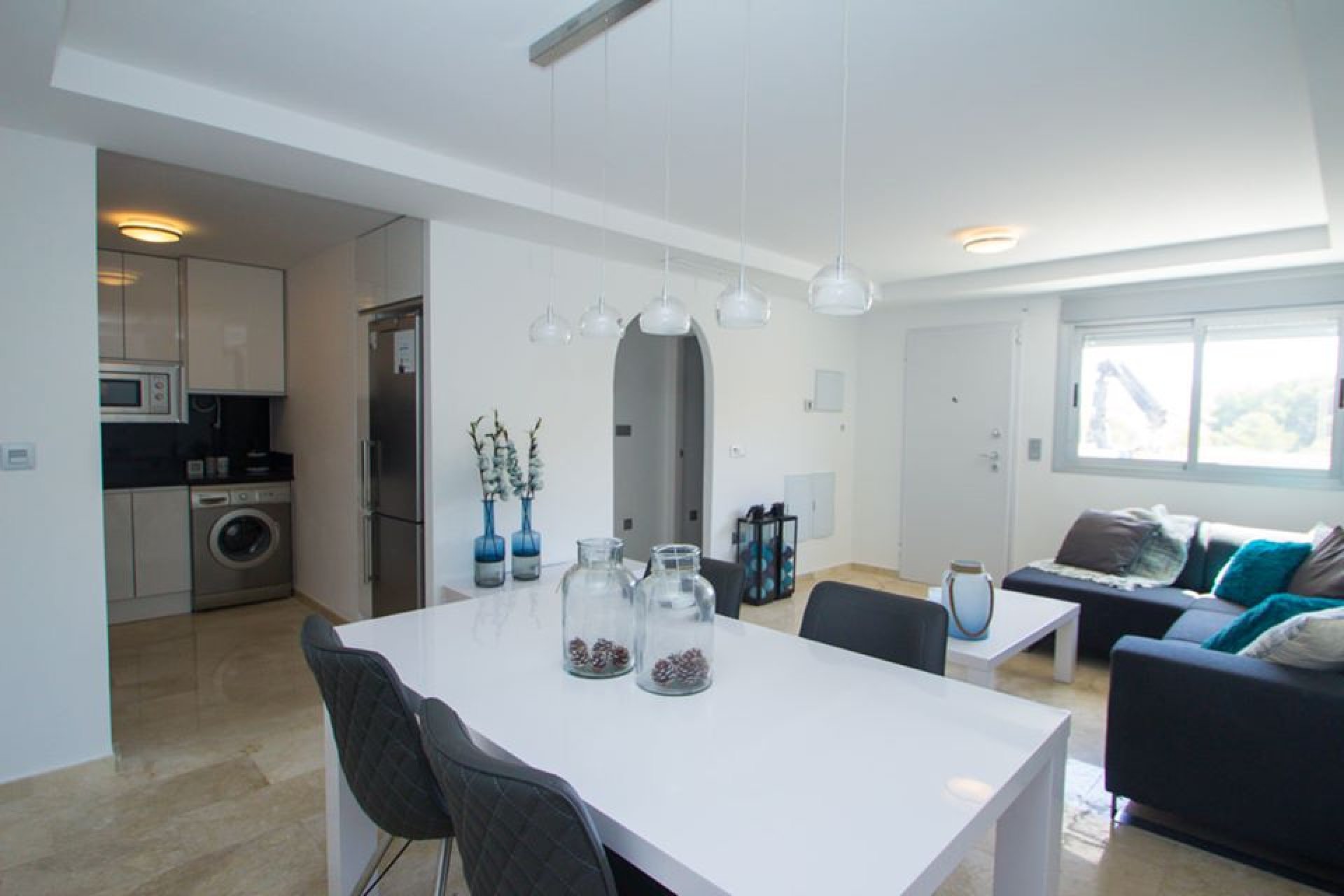 New Build - Apartment -
Res. Las Filipinas