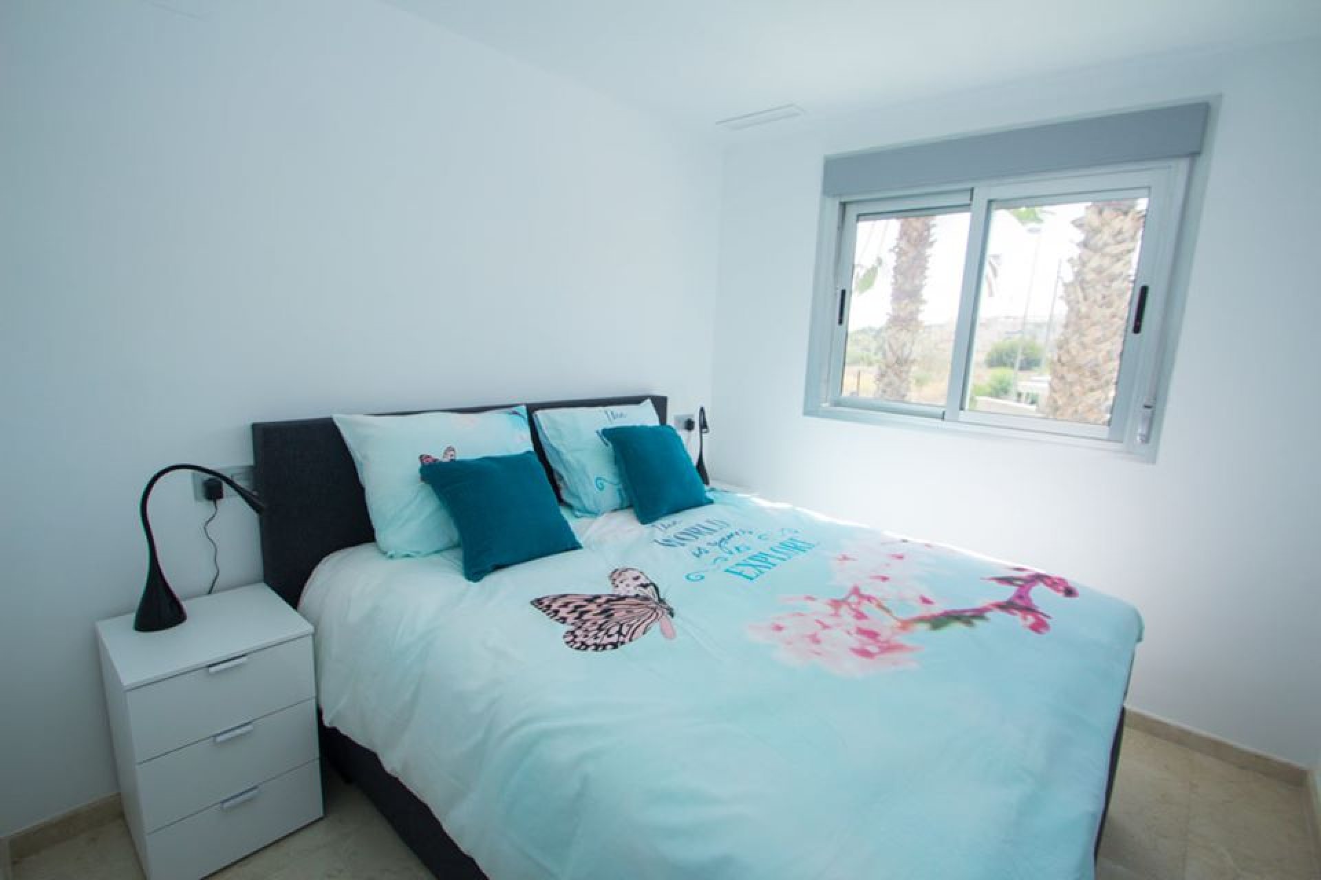 New Build - Apartment -
Res. Las Filipinas
