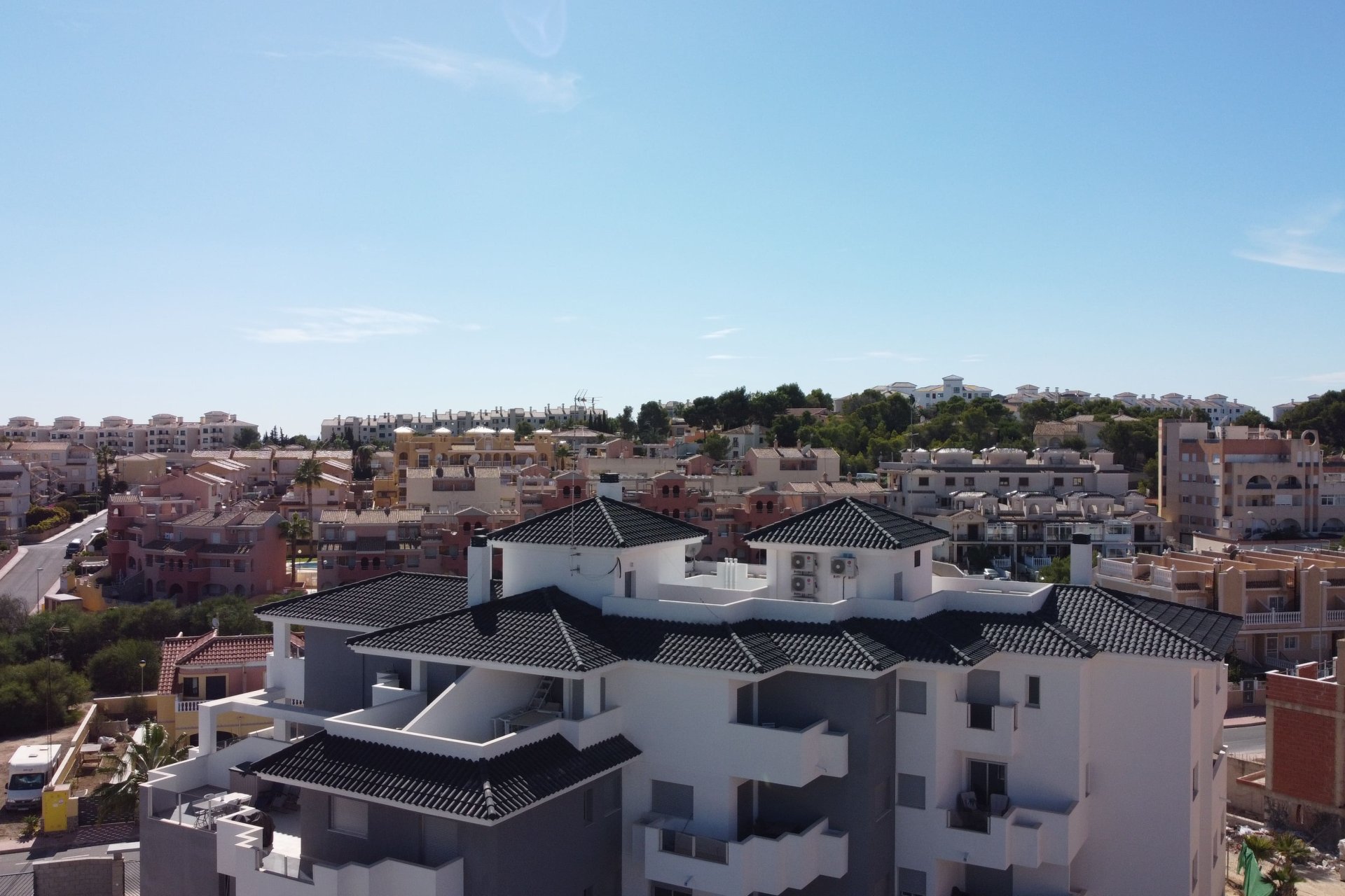 New Build - Apartment -
Res. Las Filipinas