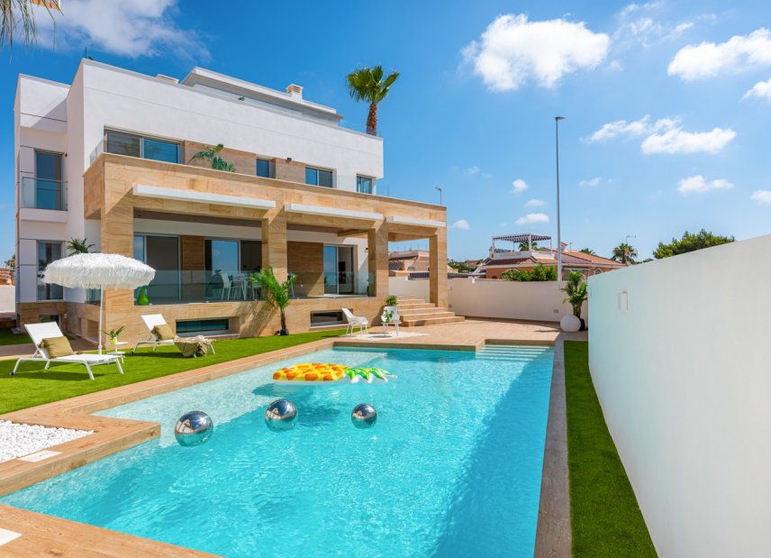 New Build - Villa -
Ciudad Quesada