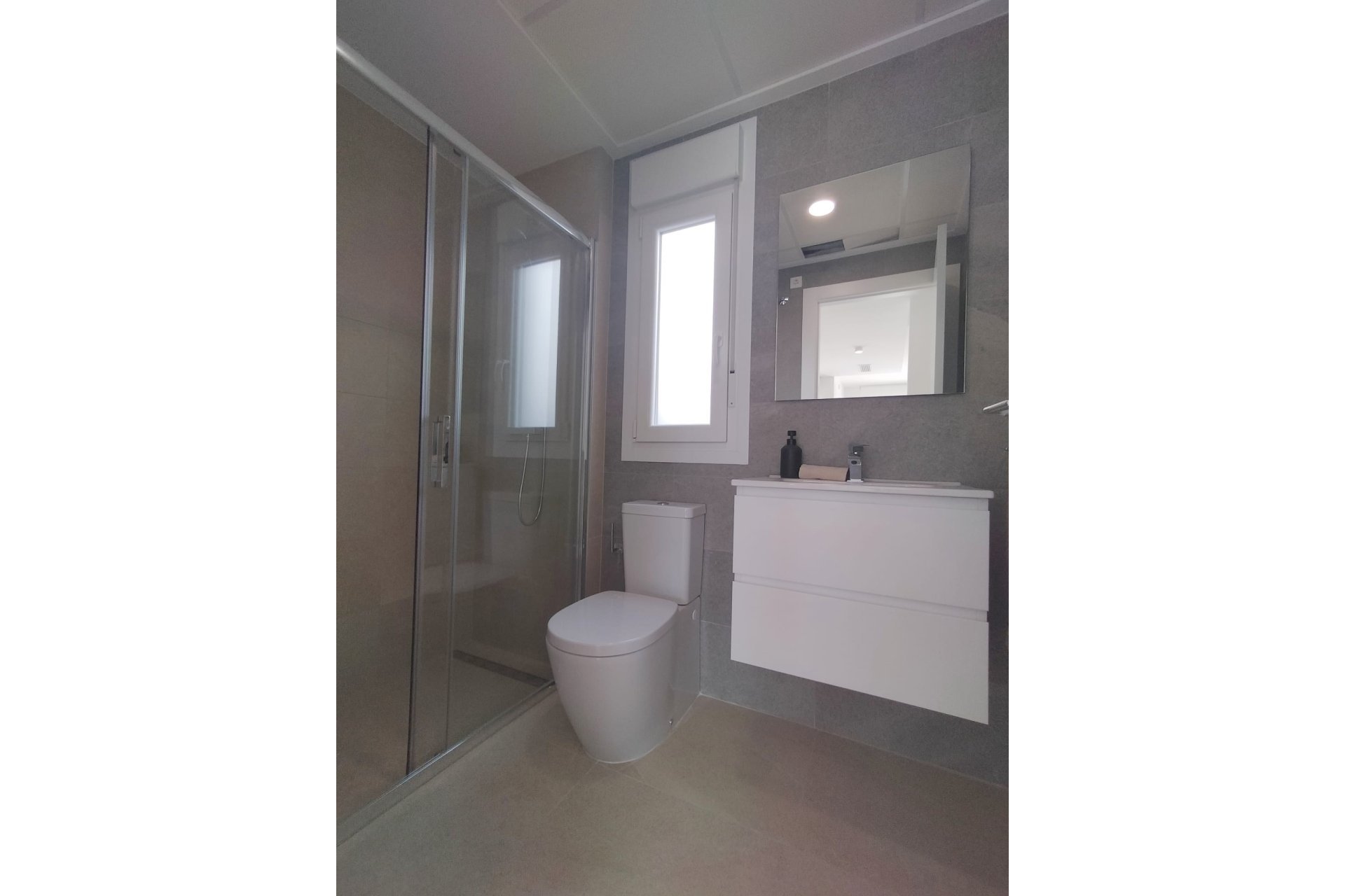 New Build - Villa -
Entrenaranjos