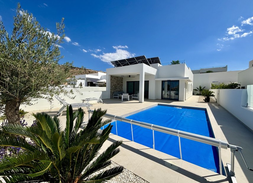 Nybyggeri - Villa -
Benijofar