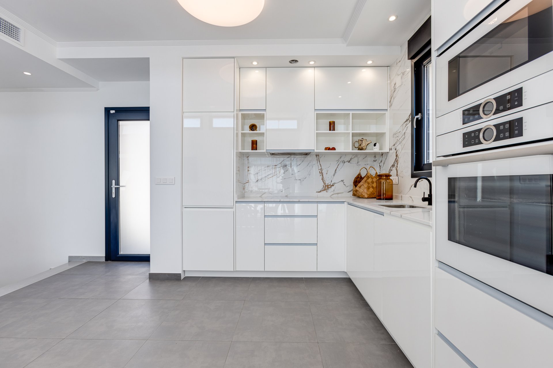 Nybyggeri - Villa -
La Mata