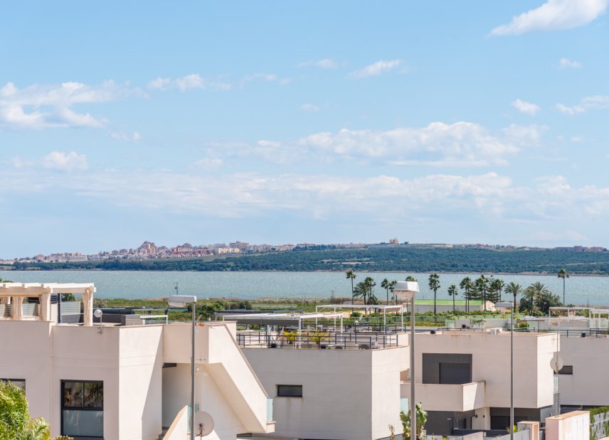 Nybyggeri - Villa -
Los Montesinos