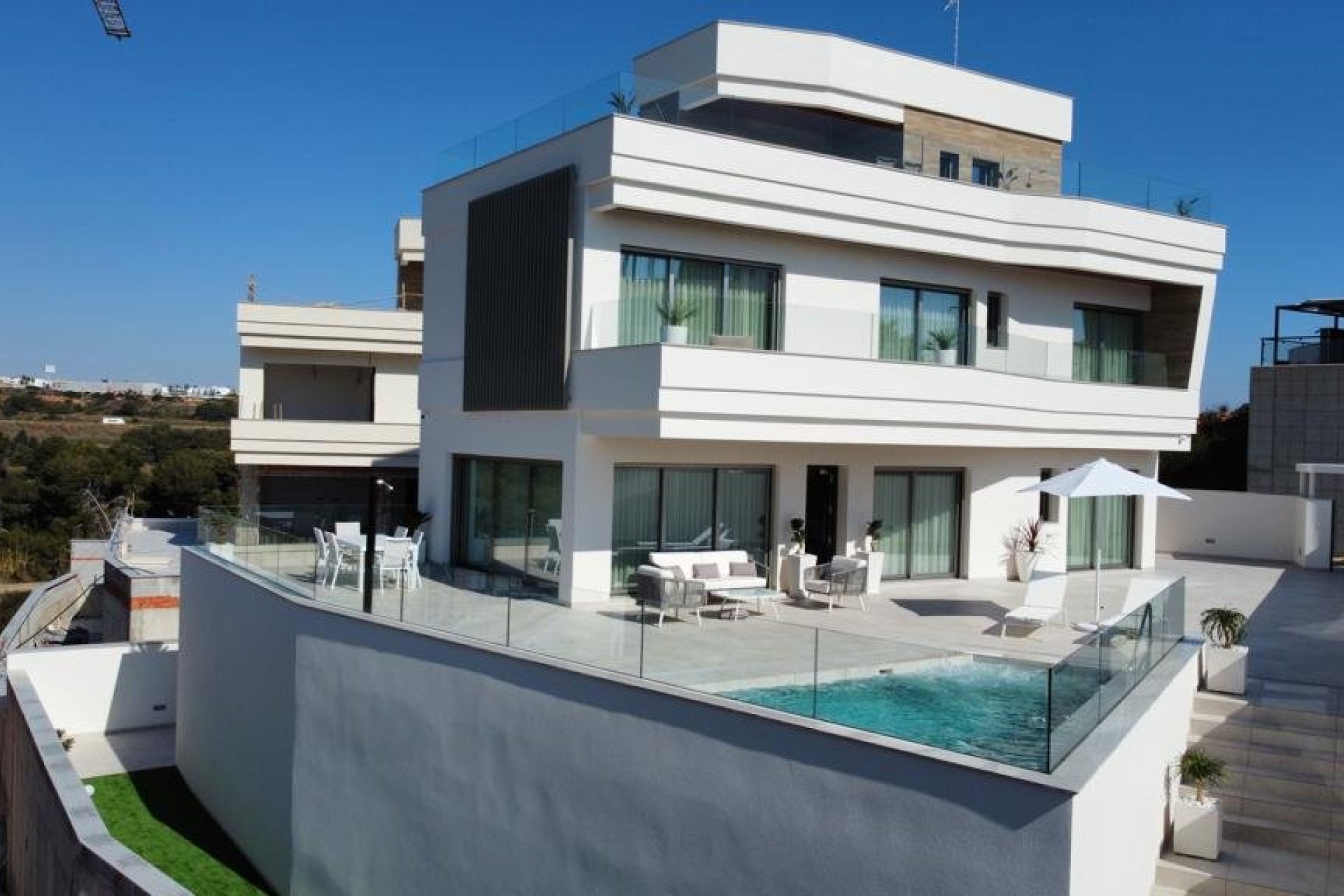 Nybyggeri - Villa -
Orihuela Costa