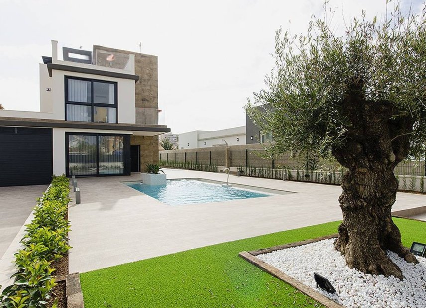 Nybyggeri - Villa -
Orihuela Costa