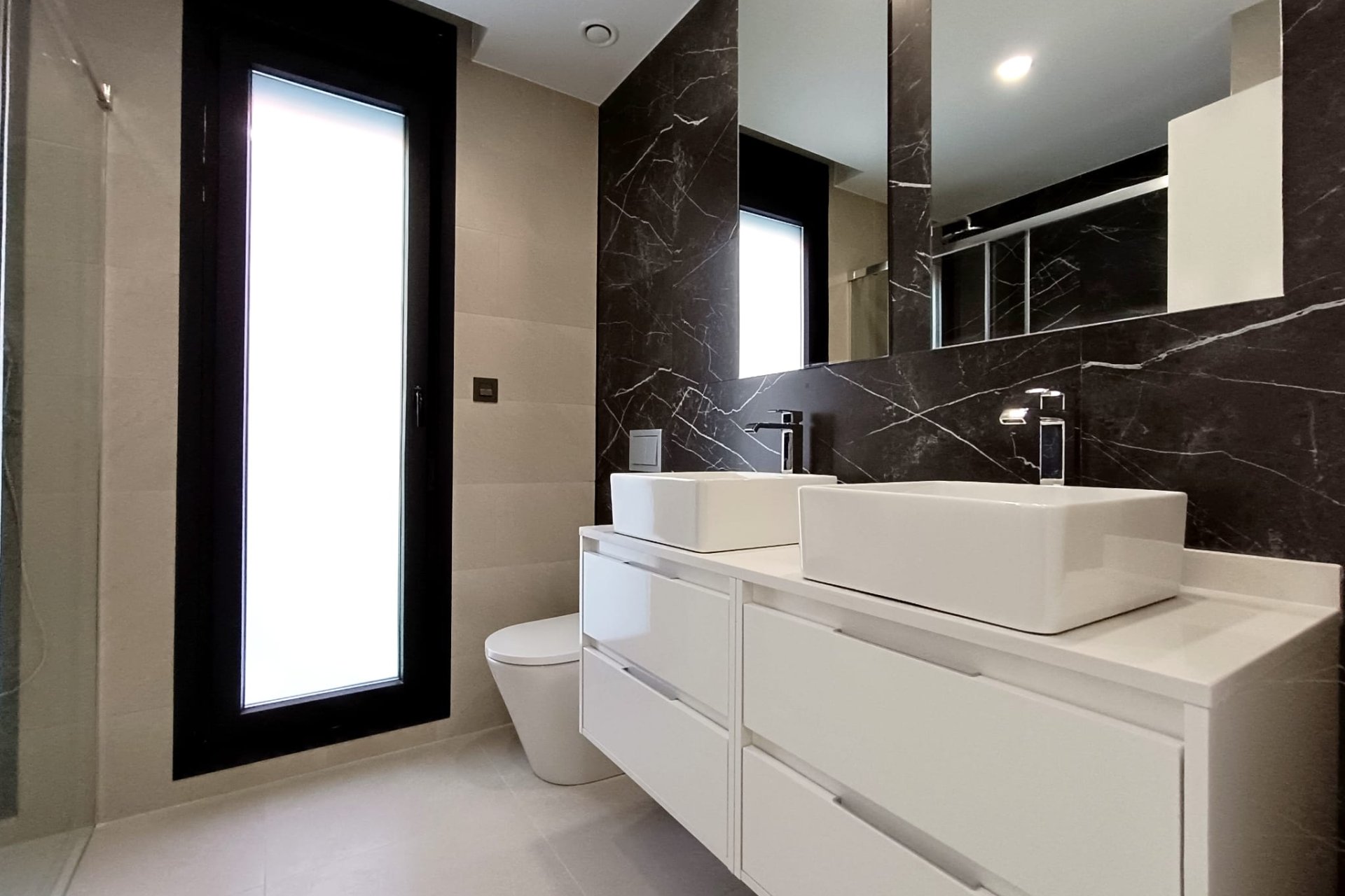 Obra nueva - Adosado -
Benijofar