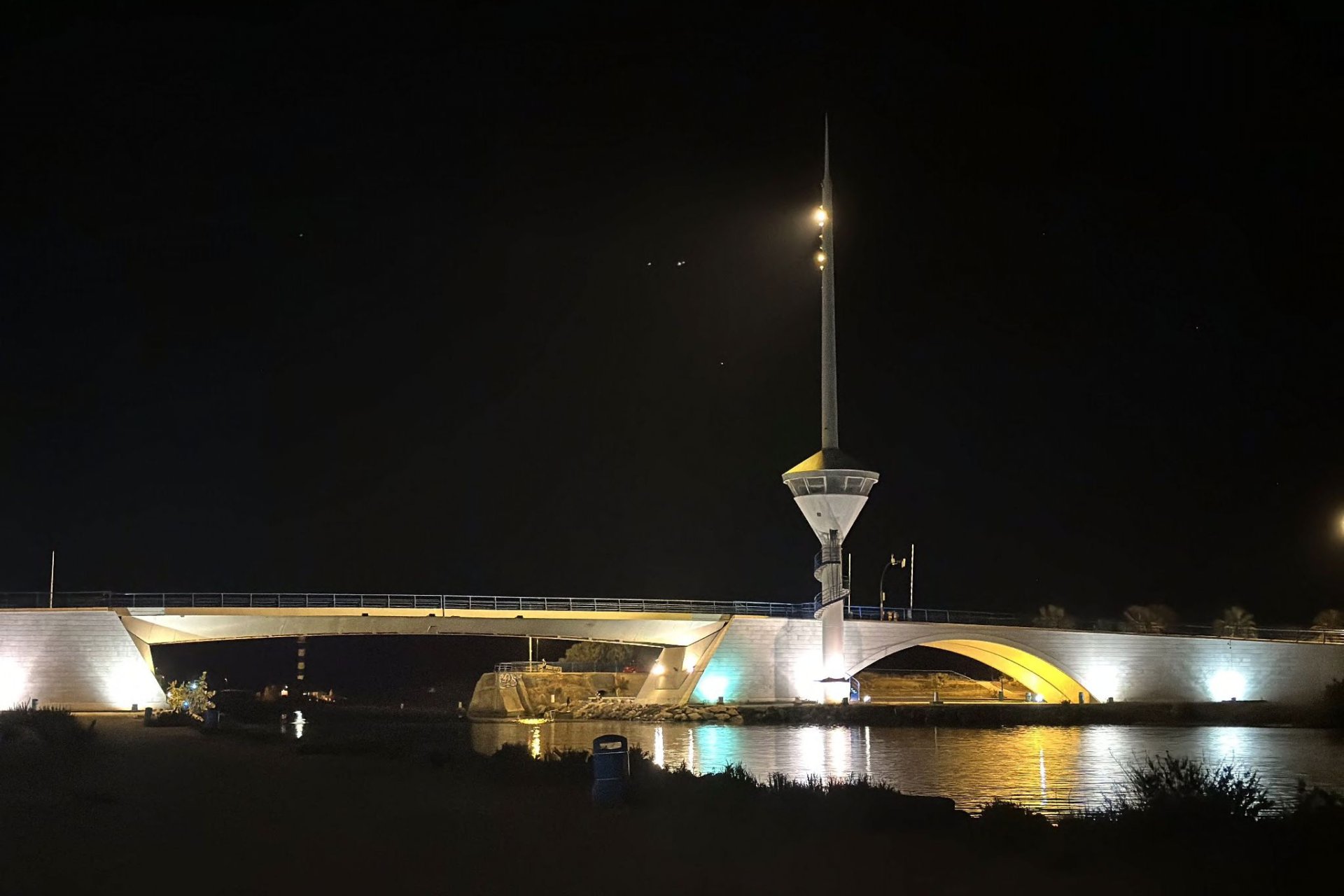 Obra nueva - Apartamento -
La Manga del Mar Menor