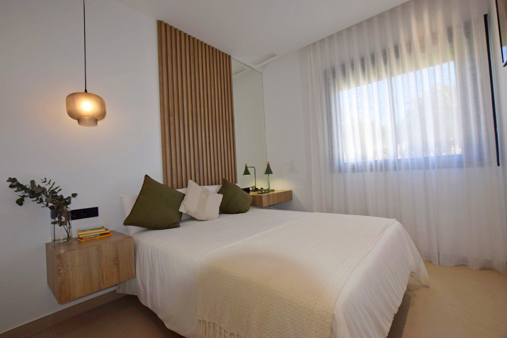 Obra nueva - Apartamento -
Los Guardianes