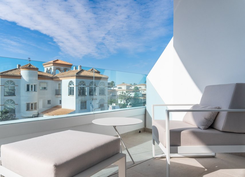 Obra nueva - Apartamento -
Playa Flamenca