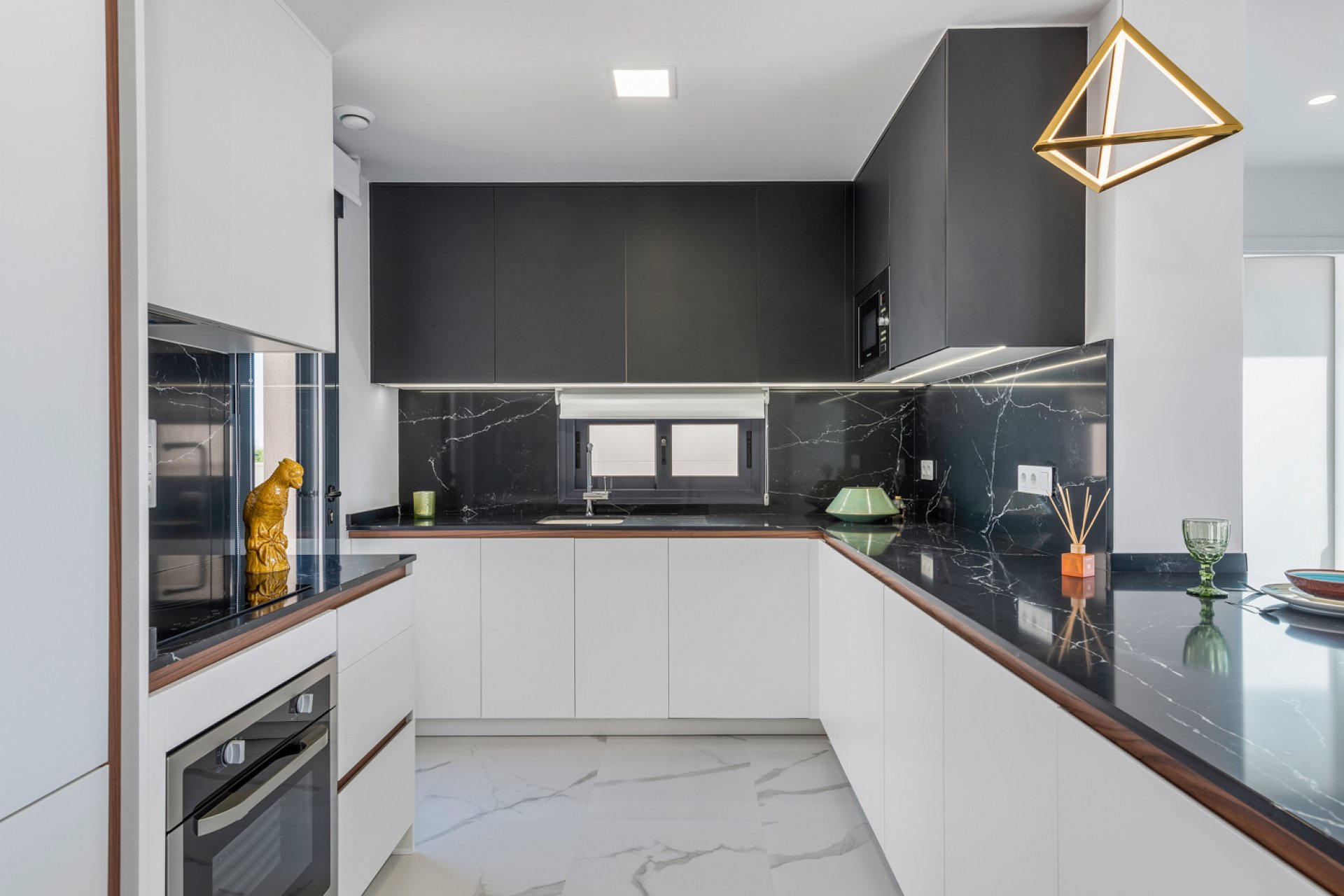 Obra nueva - Apartamento -
San Miguel de Salinas