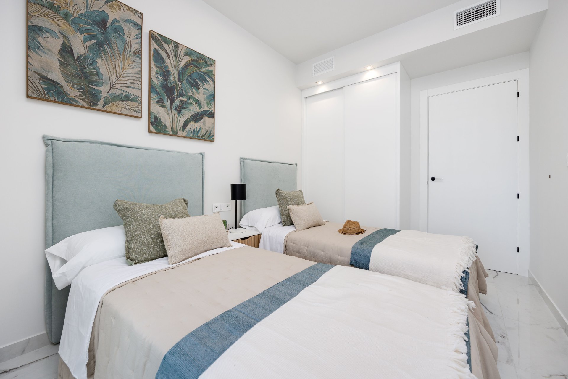Obra nueva - Apartamento -
San Miguel de Salinas