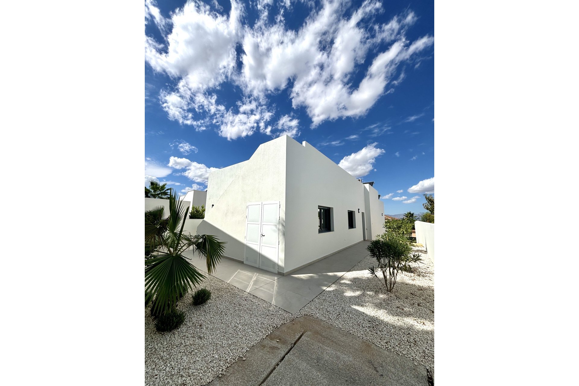 Obra nueva - Villa -
Benijofar