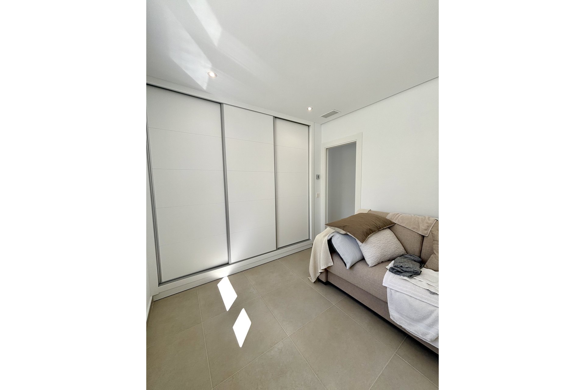 Obra nueva - Villa -
Benijofar