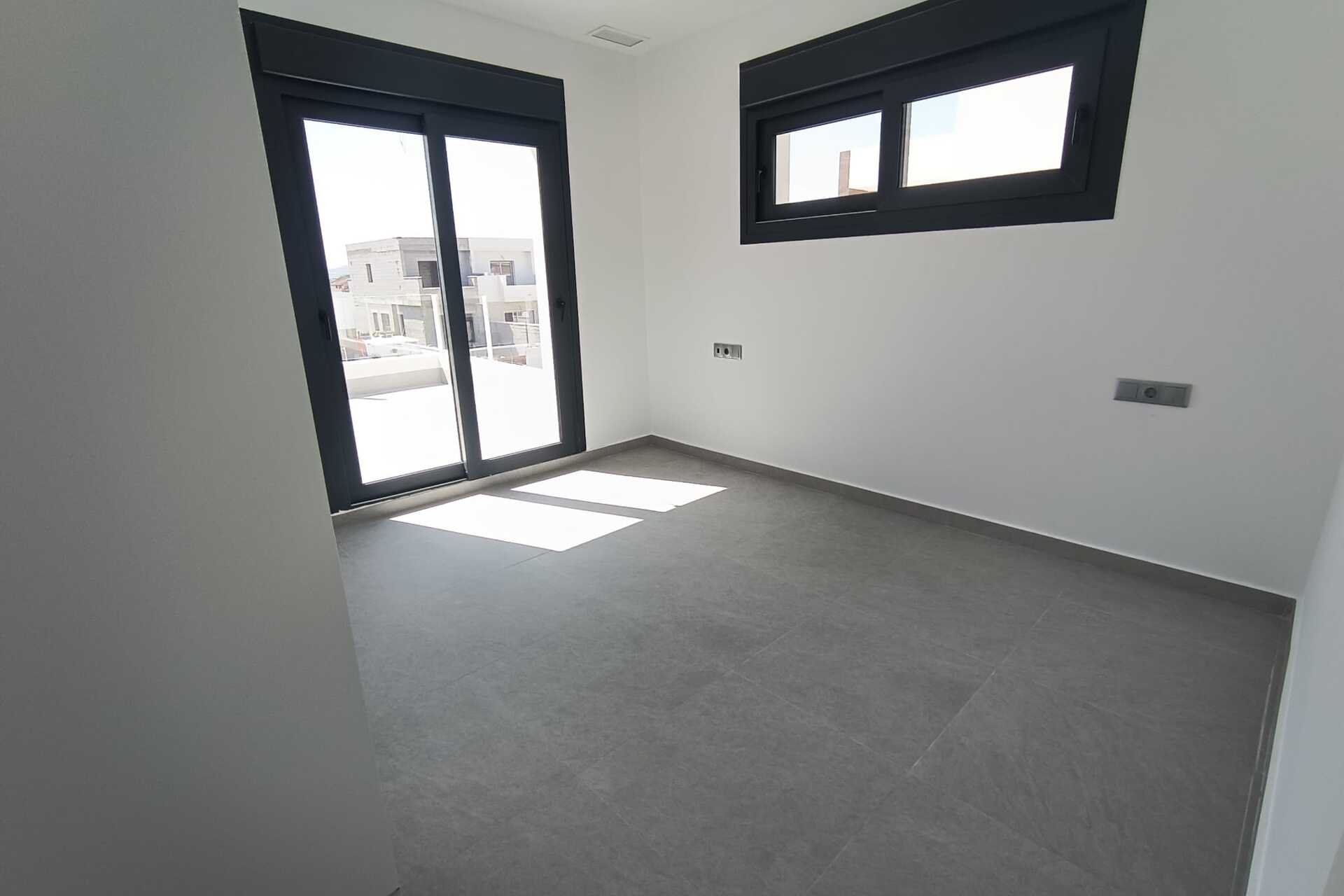 Obra nueva - Villa -
Daya Nueva
