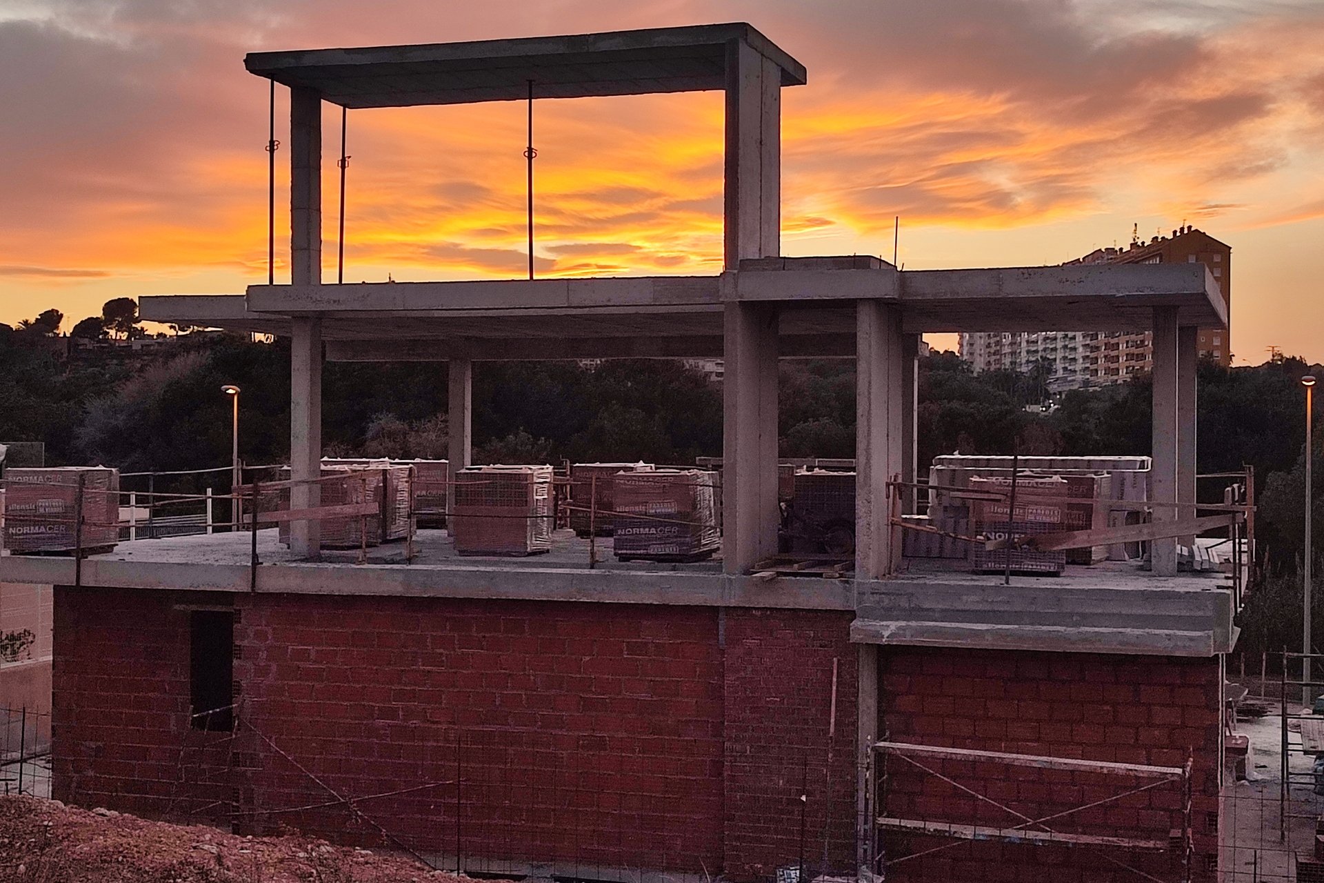 Obra nueva - Villa -
Dehesa de Campoamor