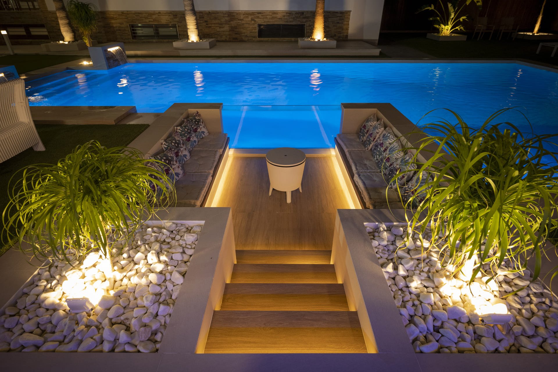 Obra nueva - Villa -
Jerónimo y Avileses