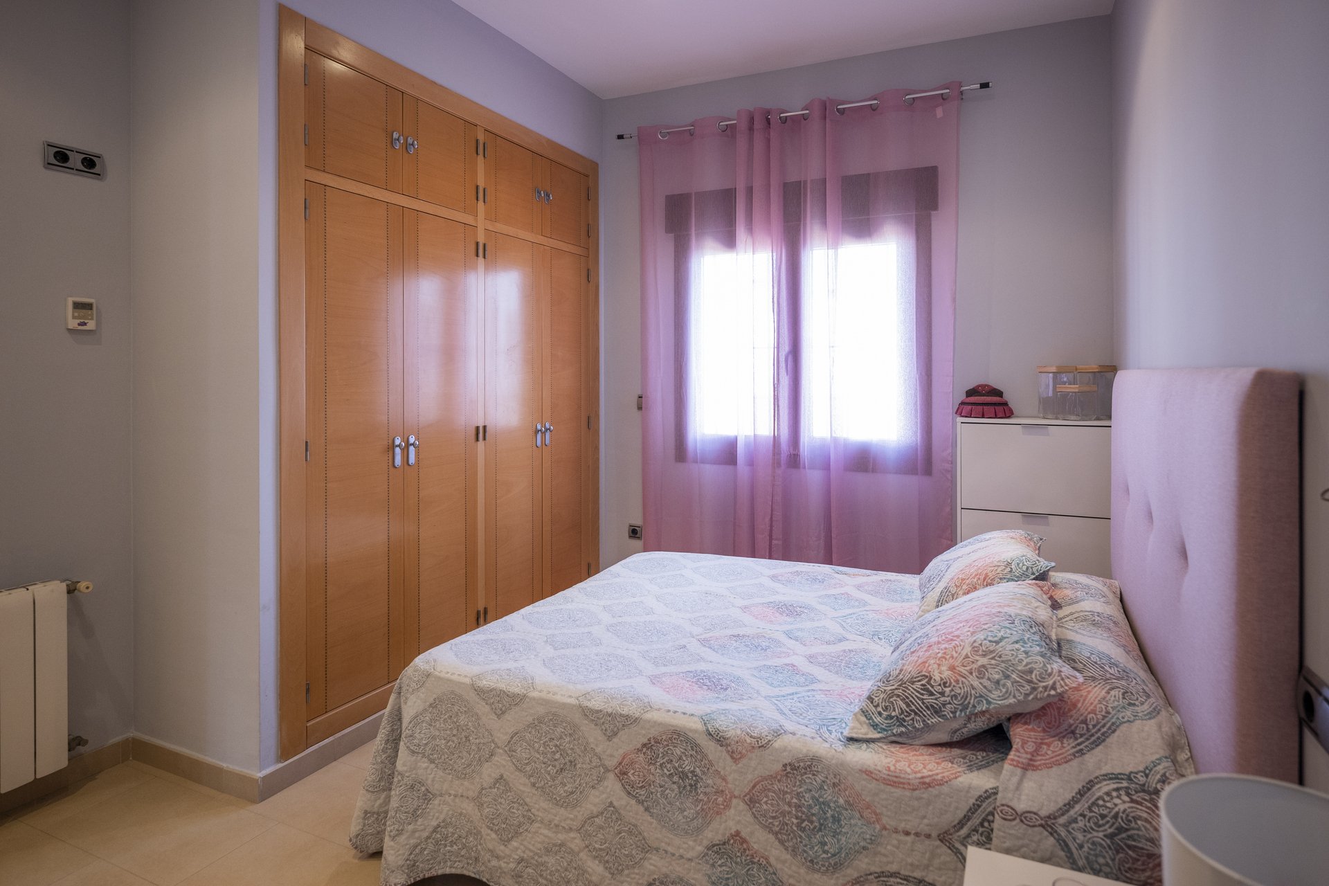 Obra nueva - Villa -
Jerónimo y Avileses