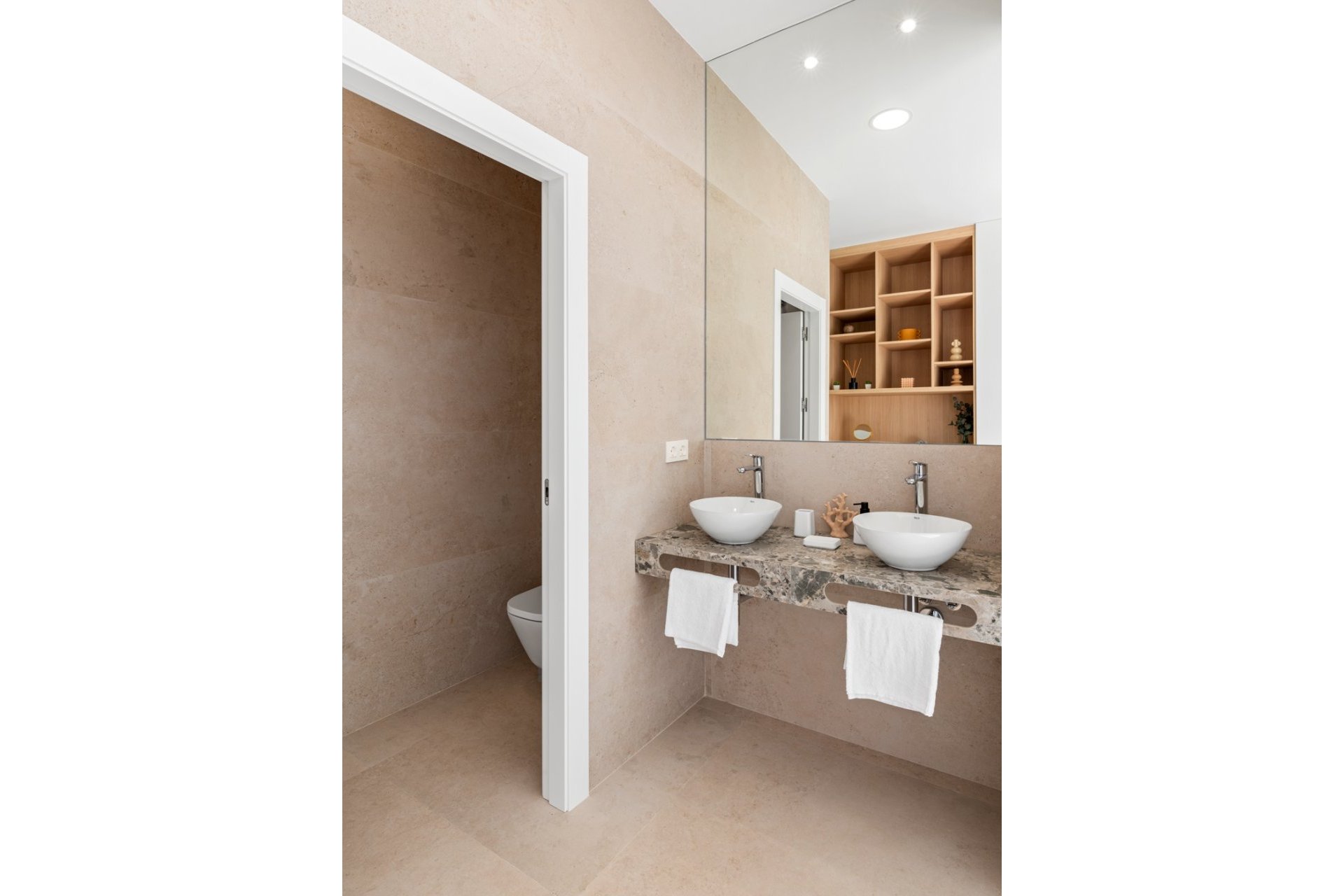 Obra nueva - Villa -
Los Alcázares