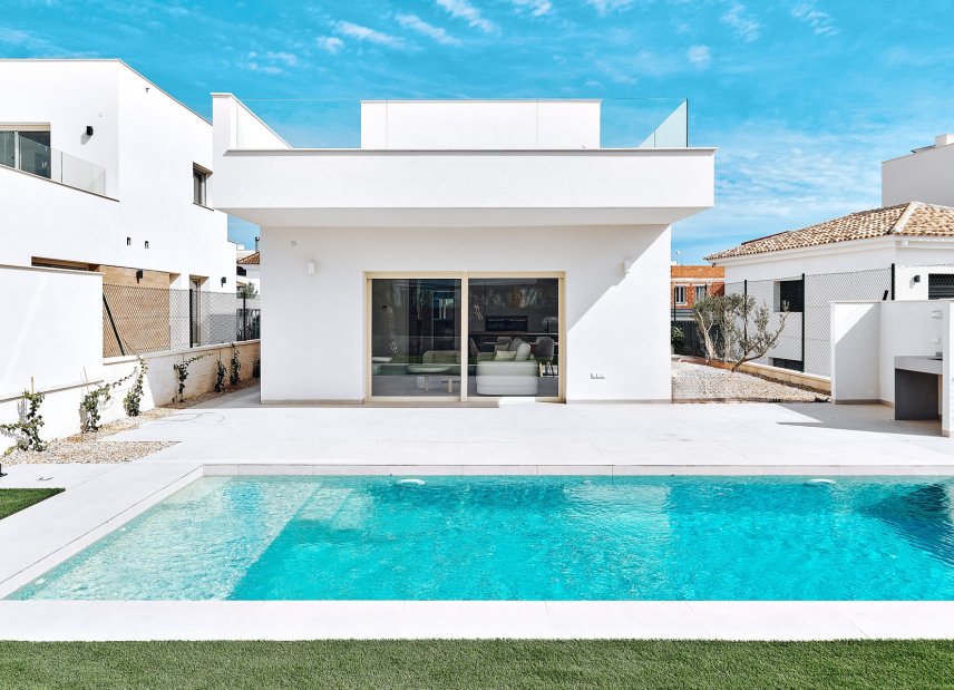 Obra nueva - Villa -
Los Montesinos