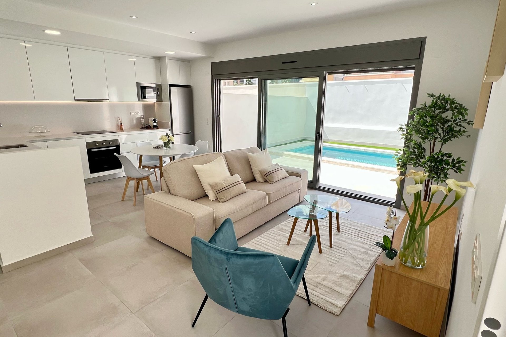 Obra nueva - Villa -
Orihuela Costa