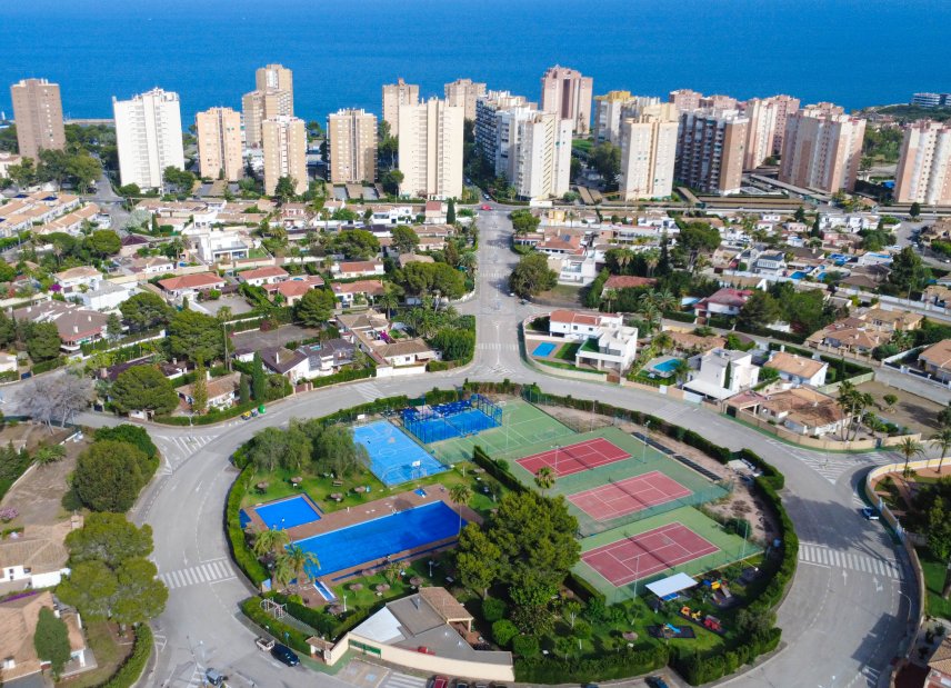 Obra nueva - Villa -
Orihuela Costa