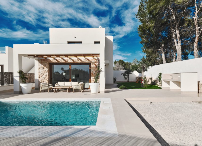 Obra nueva - Villa -
Orihuela Costa