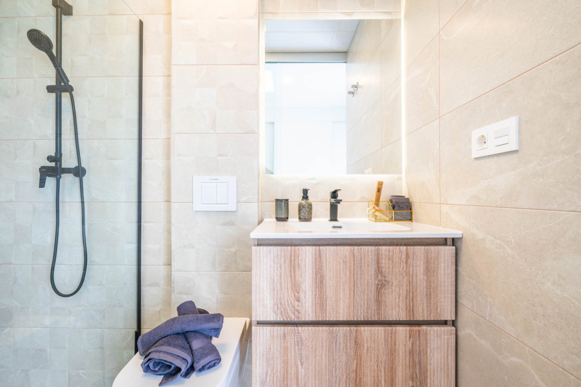 Obra nueva - Villa -
Roldán