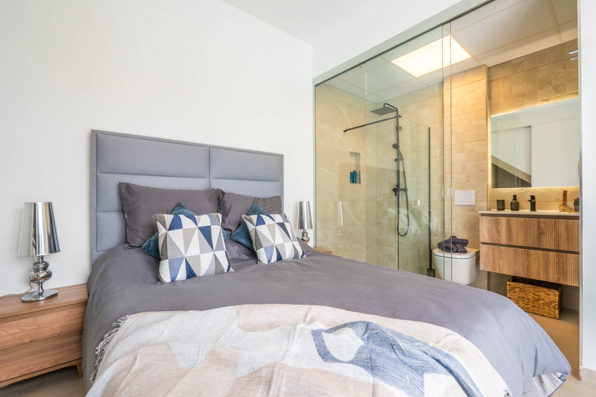 Obra nueva - Villa -
Roldán