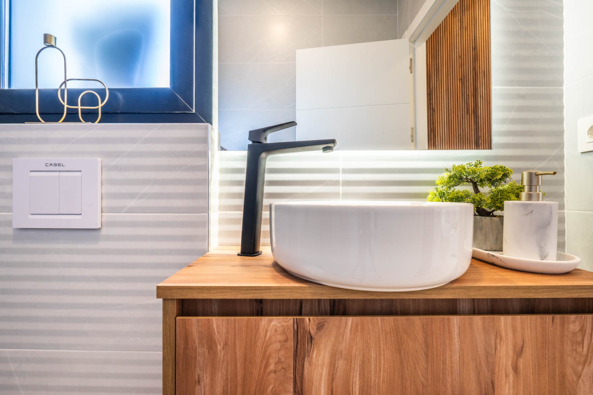 Obra nueva - Villa -
Roldán