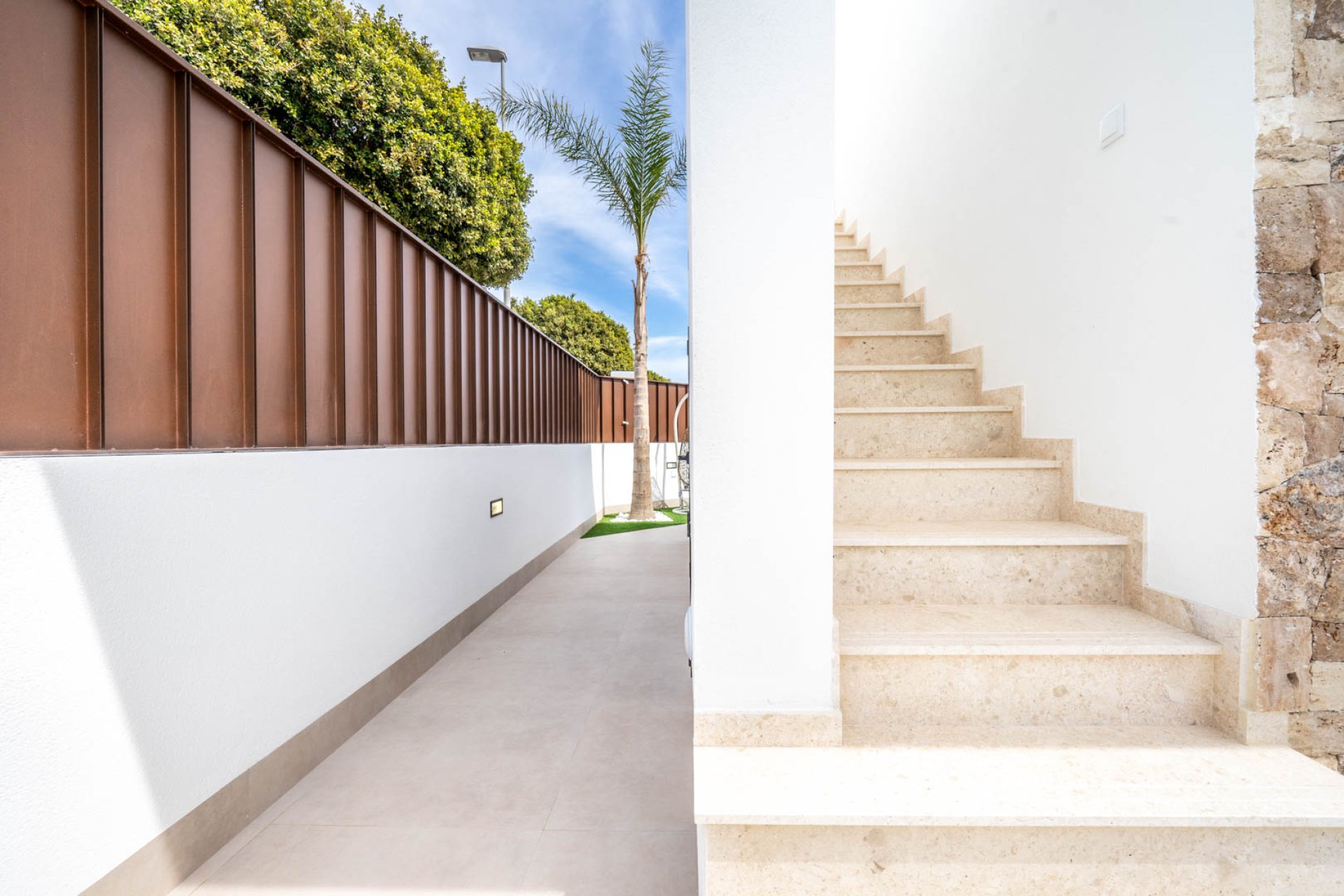 Obra nueva - Villa -
Roldán