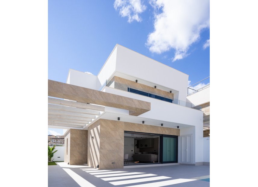 Obra nueva - Villa -
San Miguel de Salinas
