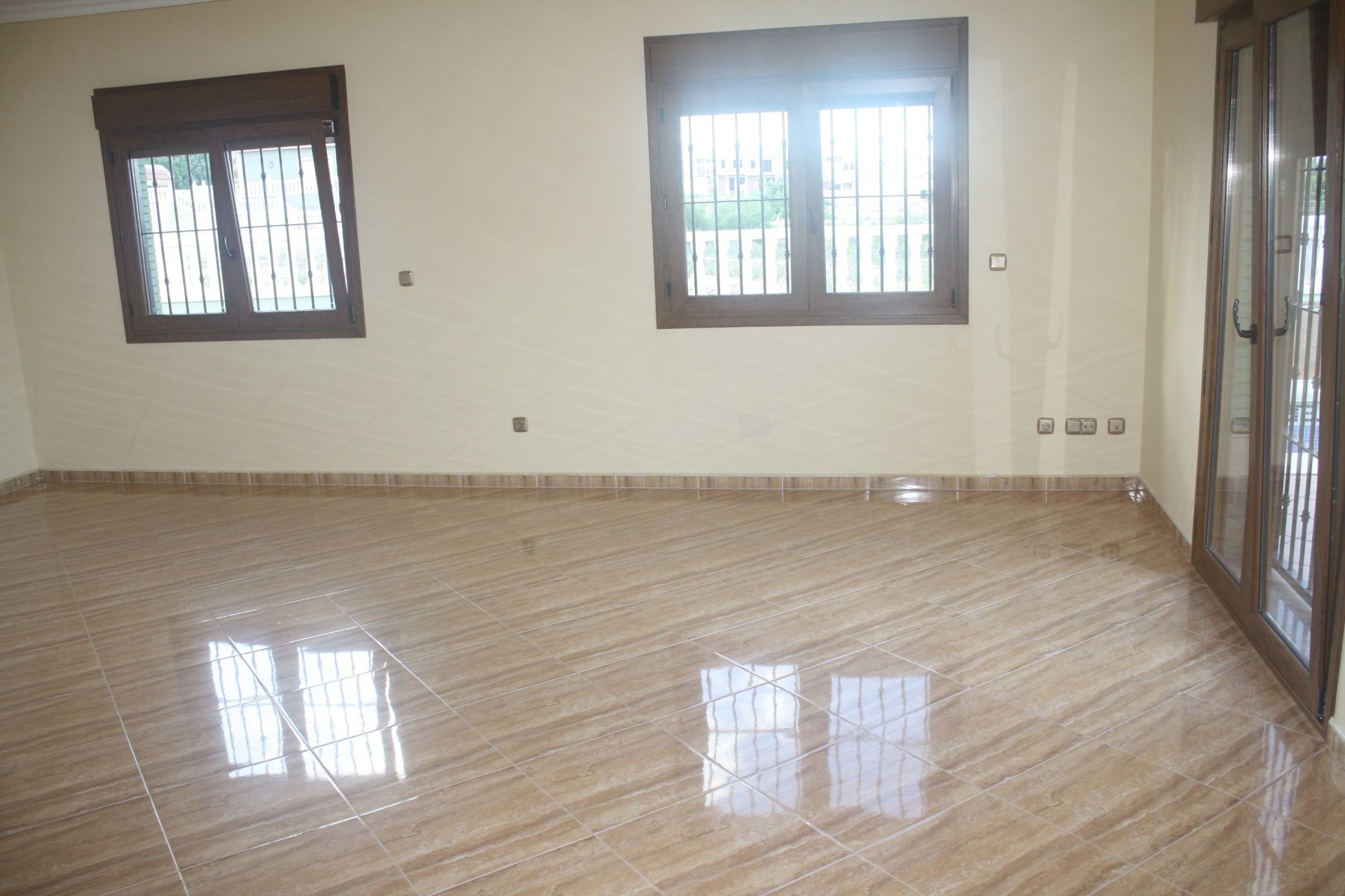 Obra nueva - Villa -
Torrevieja