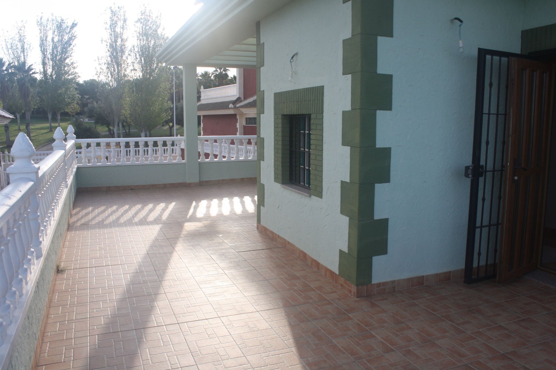 Obra nueva - Villa -
Torrevieja