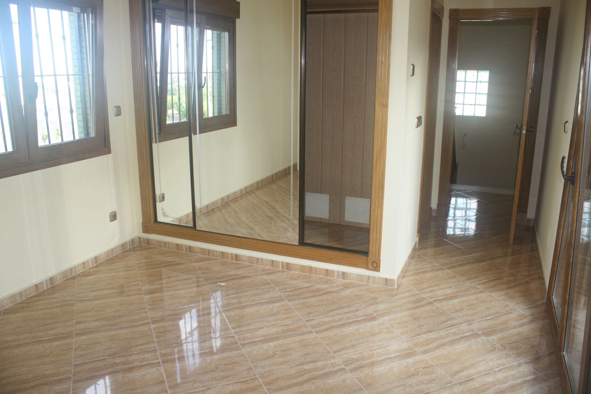 Obra nueva - Villa -
Torrevieja